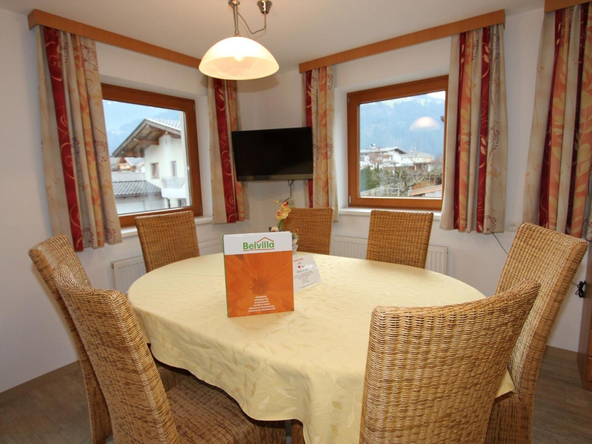 Holiday Flat In Uderns Near The Ski Area Eksteriør bilde